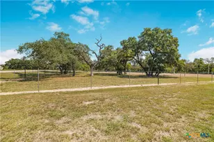 104 Deer Trail Ln, Goliad, TX 77963 - Photo 6