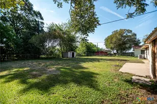 68 Milam St, Point Comfort, TX 77978 - Photo 28
