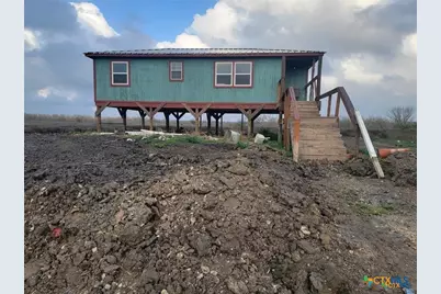 410 Guadalupe River Drive, Tivoli, TX 77990 - Photo 16