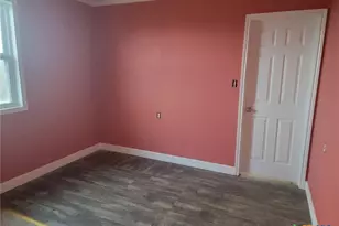 410 Guadalupe River Dr, Tivoli, TX 77990 - Photo 12