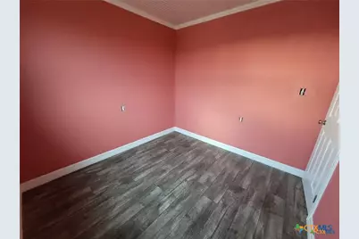 410 Guadalupe River Drive, Tivoli, TX 77990 - Photo 14