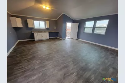 410 Guadalupe River Drive, Tivoli, TX 77990 - Photo 4