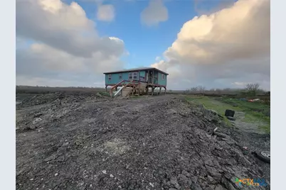 410 Guadalupe River Drive, Tivoli, TX 77990 - Photo 20