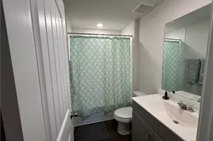 302 N Richland Dr, Lockhart, TX 78644 - Photo 12