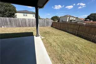 302 N Richland Dr, Lockhart, TX 78644 - Photo 22