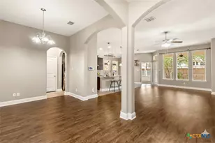 661 Bison Ln, Cibolo, TX 78108 - Photo 4