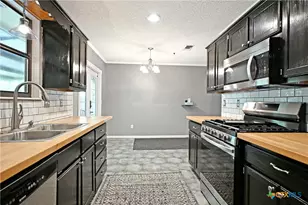 30 Dakota Cir, New Braunfels, TX 78130 - Photo 12