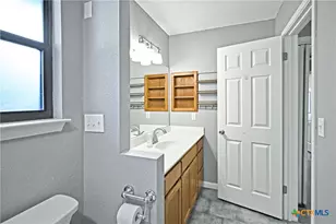 30 Dakota Cir, New Braunfels, TX 78130 - Photo 20