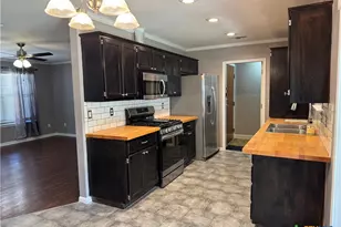 30 Dakota Cir, New Braunfels, TX 78130 - Photo 10