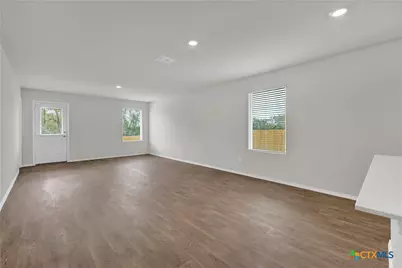 400 Wild Goose Drive, Luling, TX 78648 - Photo 12