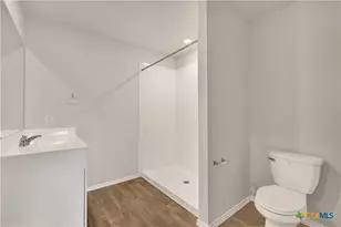 400 Wild Goose Dr, Luling, TX 78648 - Photo 18