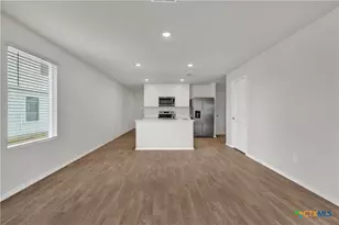 400 Wild Goose Dr, Luling, TX 78648 - Photo 14