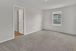 402 Wild Goose Dr, Luling, TX 78648 - Photo 18