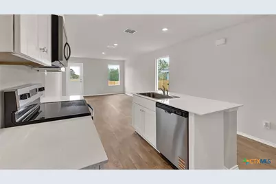 402 Wild Goose Drive, Luling, TX 78648 - Photo 8