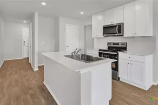 402 Wild Goose Dr, Luling, TX 78648 - Photo 4