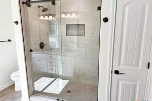 684 Appaloosa Dr, Fischer, TX 78623 - Photo 14