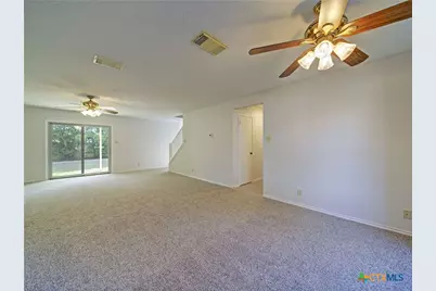 8414 Park Olympia, Universal City, TX 78148 - Photo 10
