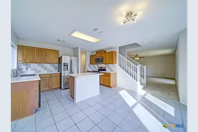 8414 Park Olympia, Universal City, TX 78148 - Photo 18