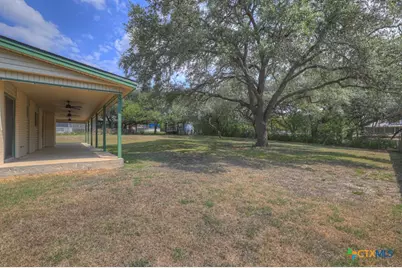 1260 Flaming Oak Drive, New Braunfels, TX 78132 - Photo 32