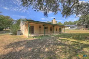 1260 Flaming Oak Dr, New Braunfels, TX 78132 - Photo 30