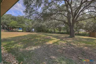 1260 Flaming Oak Dr, New Braunfels, TX 78132 - Photo 28