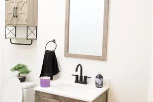 221 E Hamilton Ave, Rockdale, TX 76567 - Photo 22