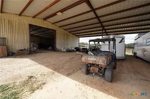 2542 Witter Rd, Lockhart, TX 78644 - Photo 14