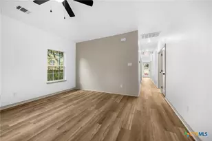 303 Meador, Moody, TX 76557 - Photo 8