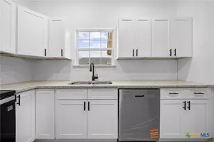 303 Meador, Moody, TX 76557 - Photo 16