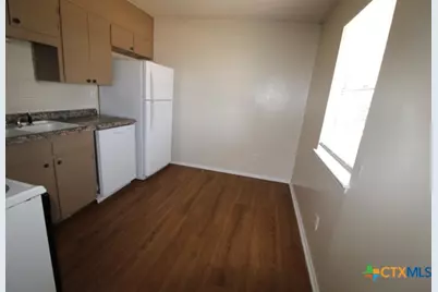 603 Westview Circle #A, Copperas Cove, TX 76522 - Photo 4