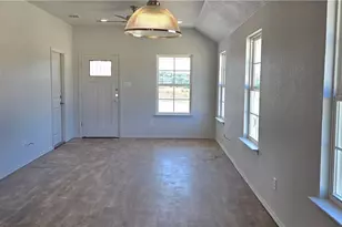 346 Monty Rd, Copperas Cove, TX 76522 - Photo 2