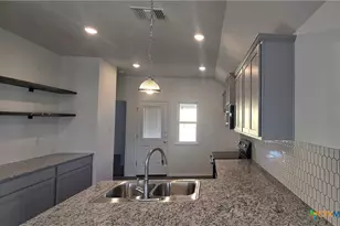 342 Monty Rd, Copperas Cove, TX 76522 - Photo 4