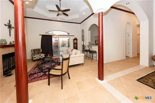 127 Eleanor Ln, Bastrop, TX 78602 - Photo 8