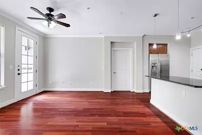 7342 Oak Manor Dr #3106, San Antonio, TX 78229 - Photo 8