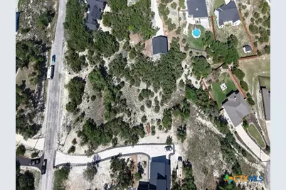 562 Prairie Tea Lane, Canyon Lake, TX 78133 - Photo 8