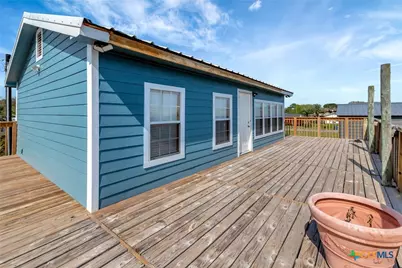 705 W Jefferson Avenue, Port O'Connor, TX 77982 - Photo 16