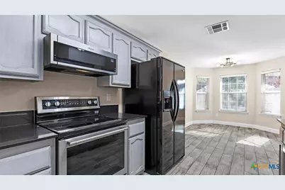 2570 Terminal Loop Road, Mcqueeney, TX 78123 - Photo 6