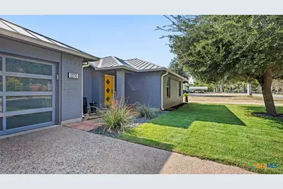 2570 Terminal Loop Road, Mcqueeney, TX 78123 - Photo 2