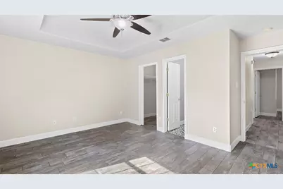 2570 Terminal Loop Road, Mcqueeney, TX 78123 - Photo 10