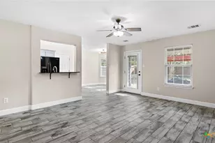 2570 Terminal Loop Rd, Mcqueeney, TX 78123 - Photo 4