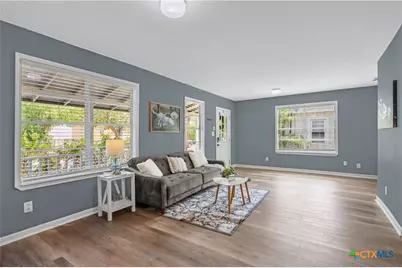 810 N Goodrich Street, Seguin, TX 78155 - Photo 6