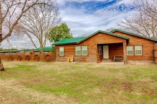 231 N State Hwy 95, Yoakum, TX 77995 - Photo 1