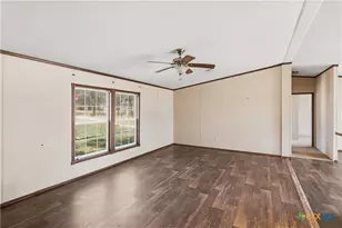 780 Oak Tree Rd, Seguin, TX 78155 - Photo 10