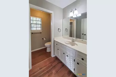 214 Williamsburg Avenue, Victoria, TX 77904 - Photo 12