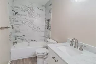 214 Williamsburg Ave, Victoria, TX 77904 - Photo 16