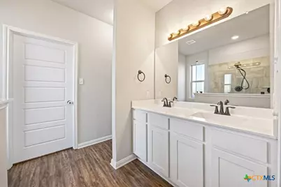 1247 Loma Ranch, New Braunfels, TX 78132 - Photo 20