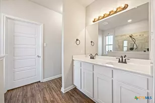 1247 Loma Rnch, New Braunfels, TX 78132 - Photo 20