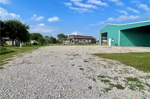 211 N 5th St, Port O'Connor, TX 77982 - Photo 16