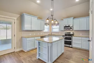 2210 Briar Hollow Dr, Temple, TX 76502 - Photo 12