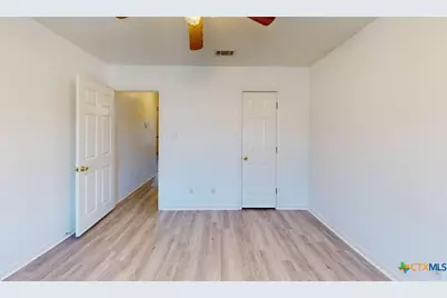 204 W Truman Avenue #D, Copperas Cove, TX 76522 - Photo 2